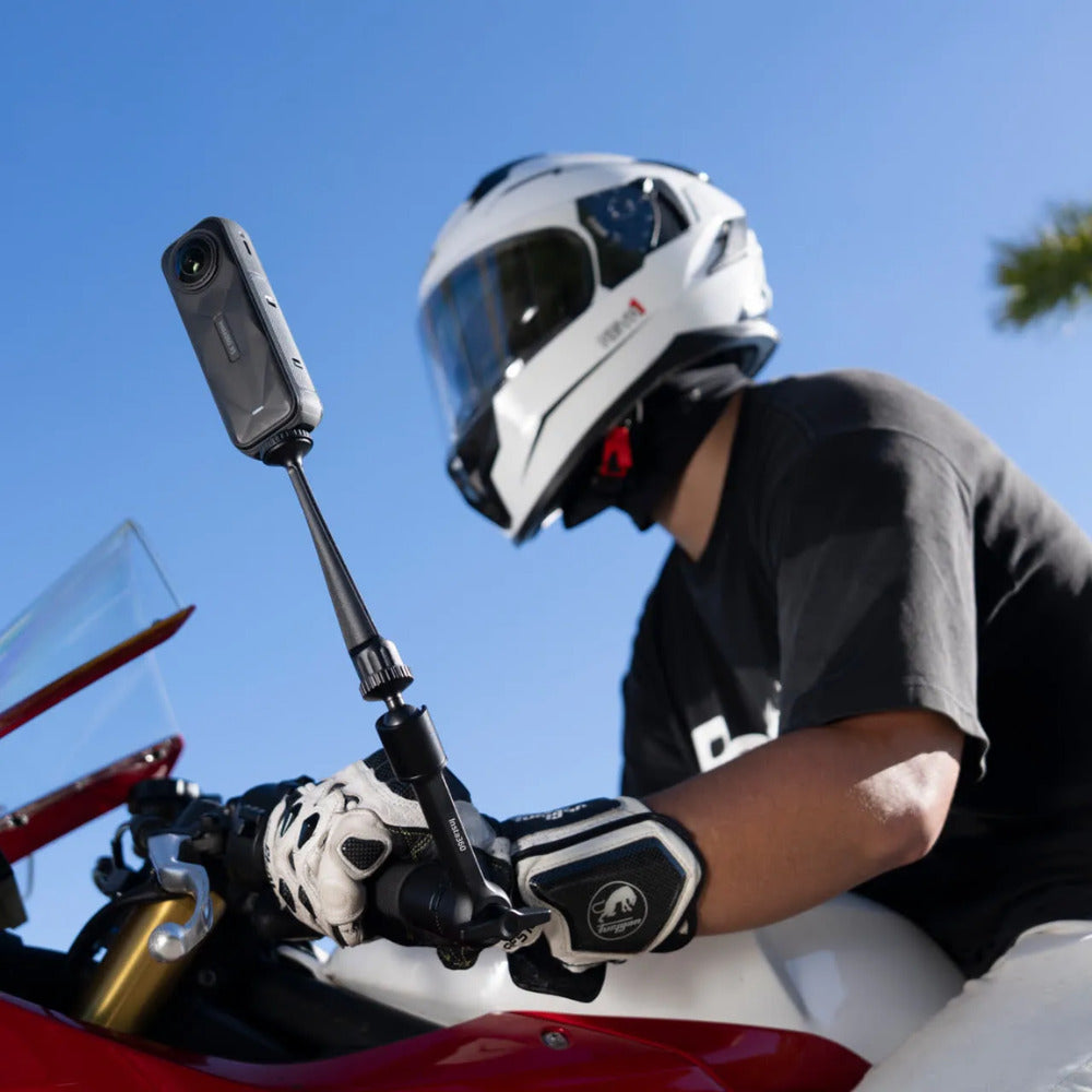 Brazo mágico para motocicleta - Insta360 - Skymotion Colombia